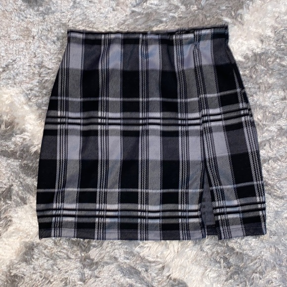 Plaid skirt - Picture 1 of 1